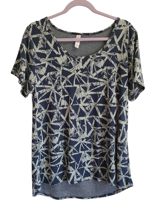 LuLaRoe Tops - Lularoe Classic Navy & Gray Patterned Top XL